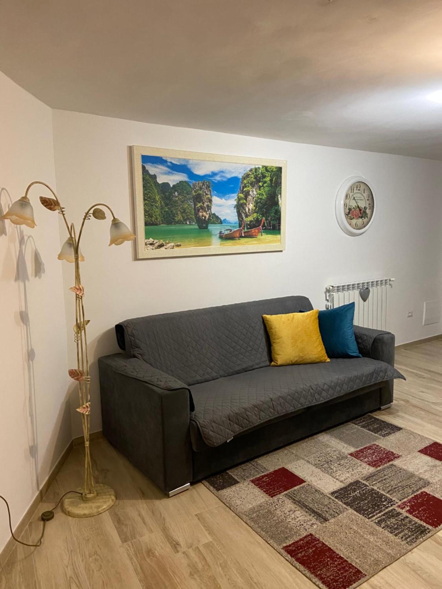 Sweet Apartment