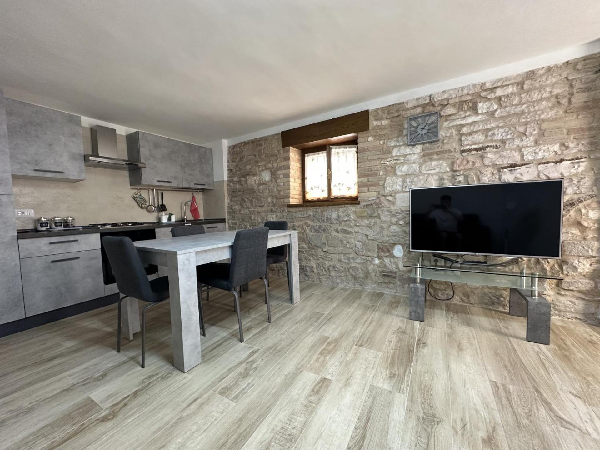 Apartment Sweet *